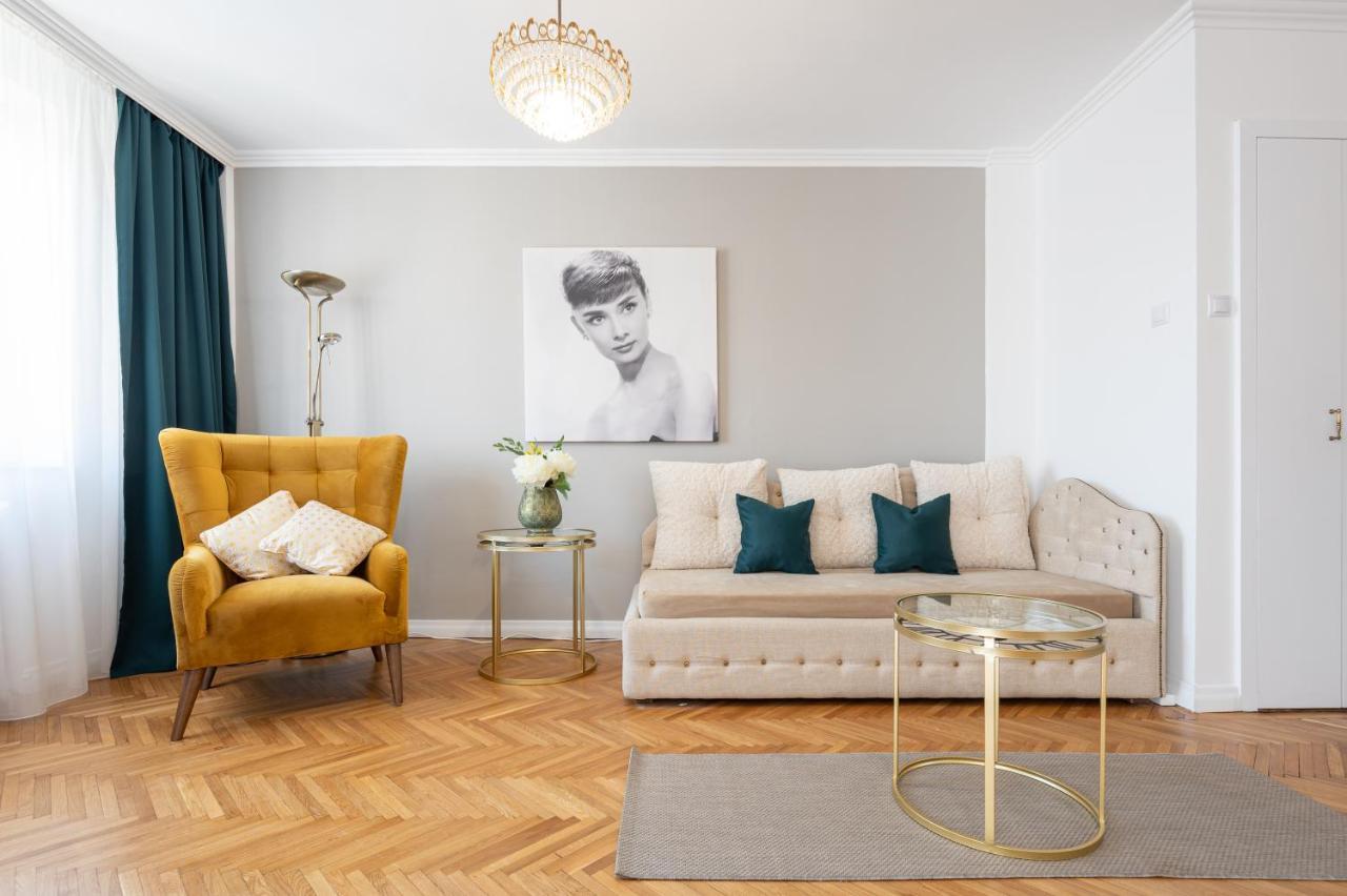 Haga Flat Apartment Oradea Luaran gambar