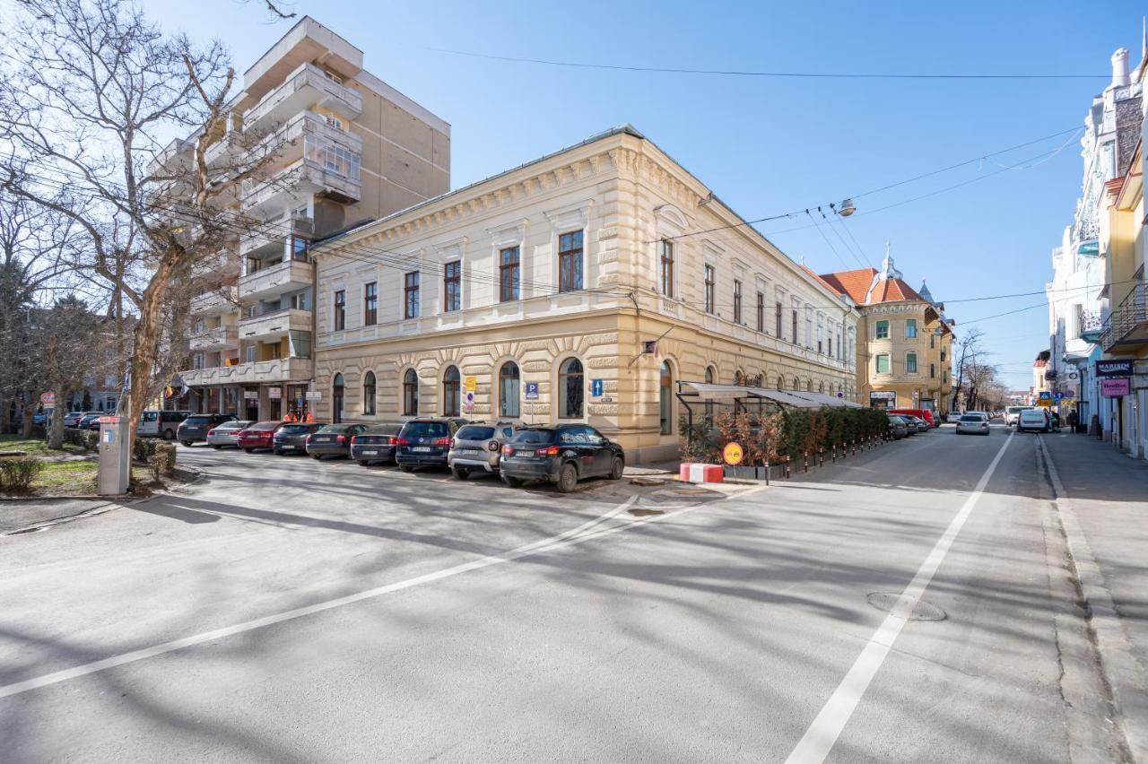 Haga Flat Apartment Oradea Luaran gambar